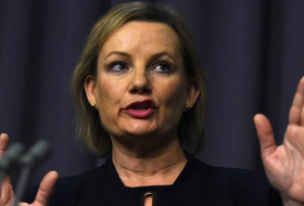 Australian health minister probed in property scandal